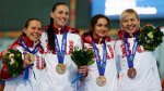 Женская сборная Россия по конькобежному спорту завоёвывает бронзовую медаль на Олимпийских играх 2014